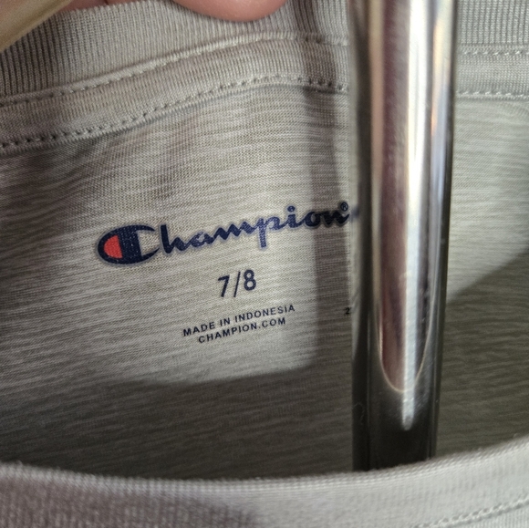 Champion Girls Set Size 7/8 – 2 Graphic Tees & Logo Shorts Bundle - Picture 3 of 7